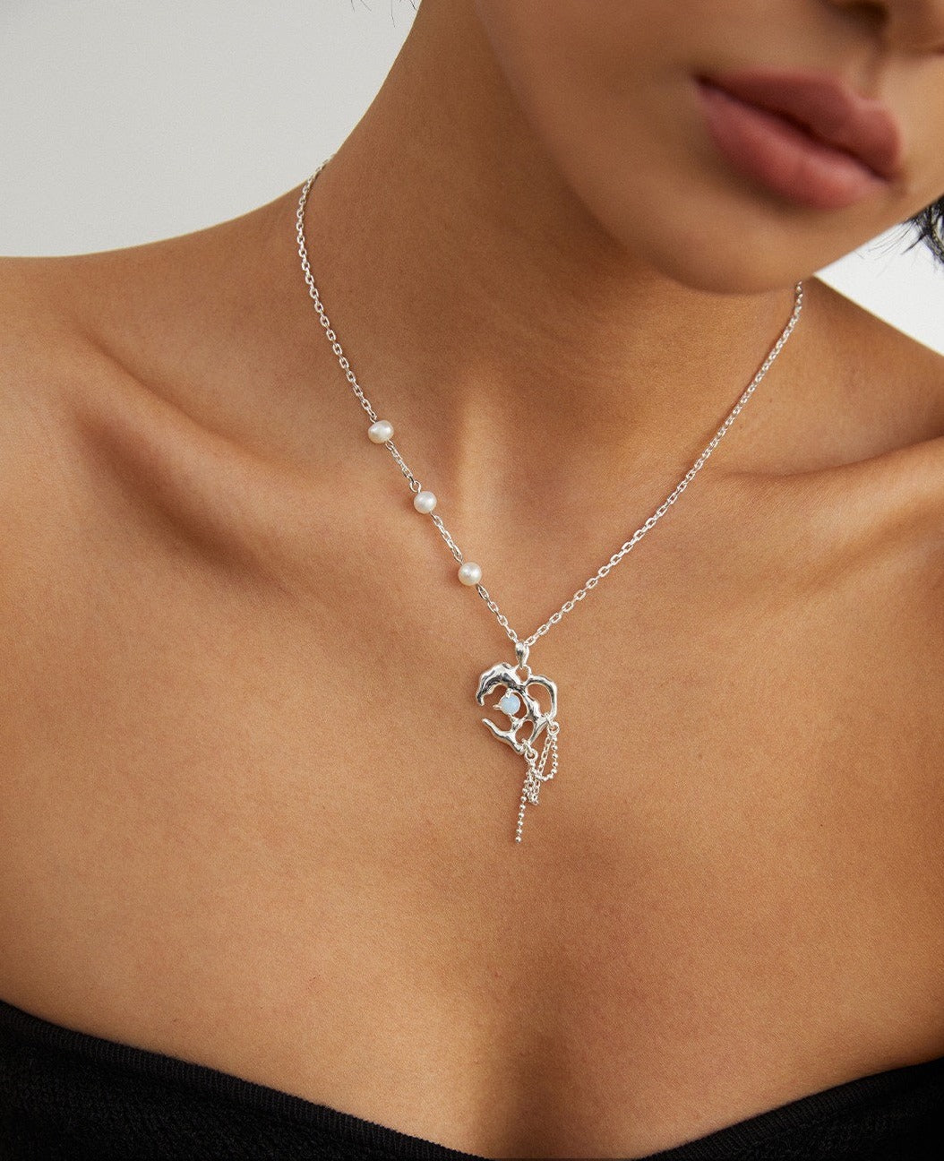 Drop necklace with small pearls, silver & gold