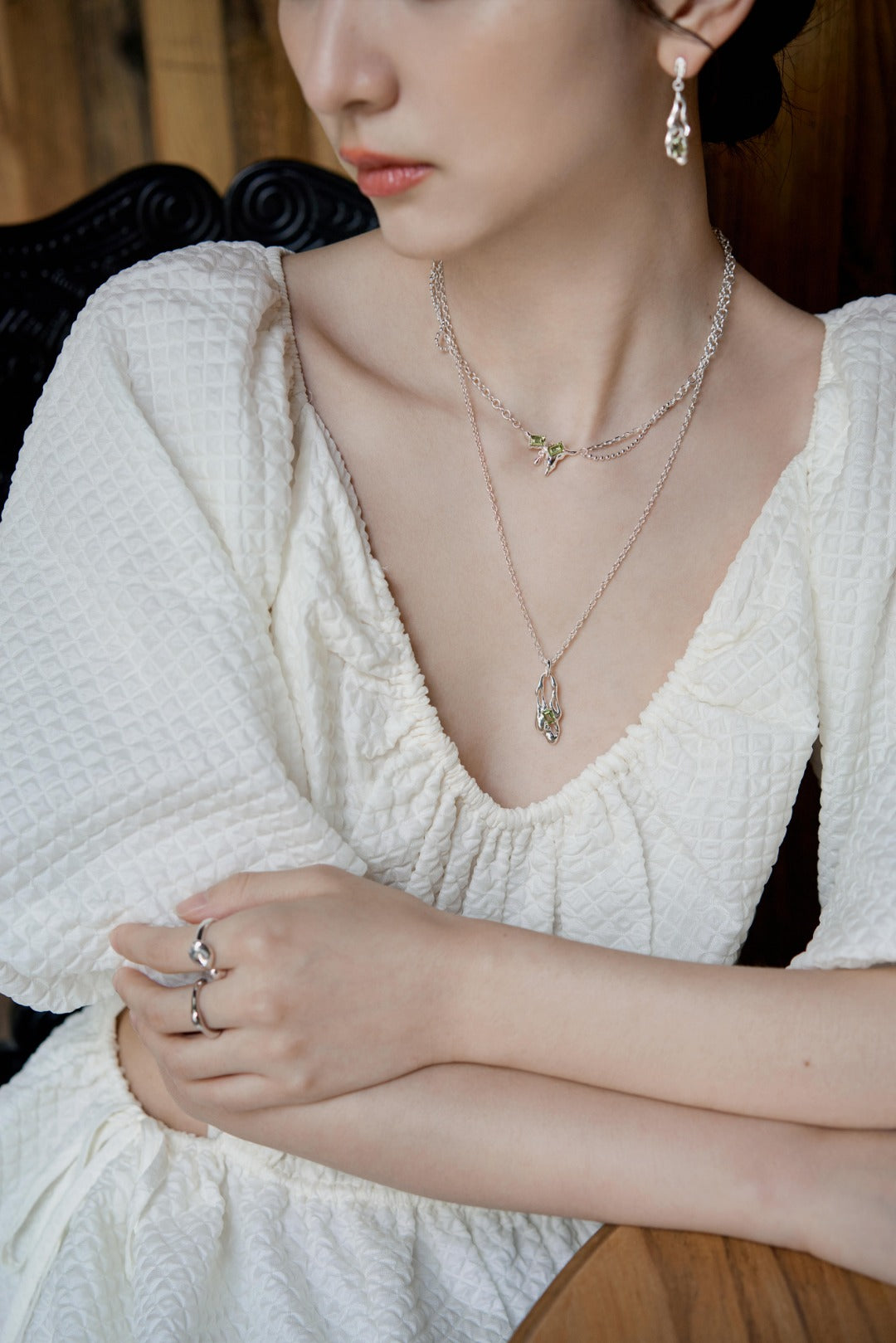 Green birthstone choker