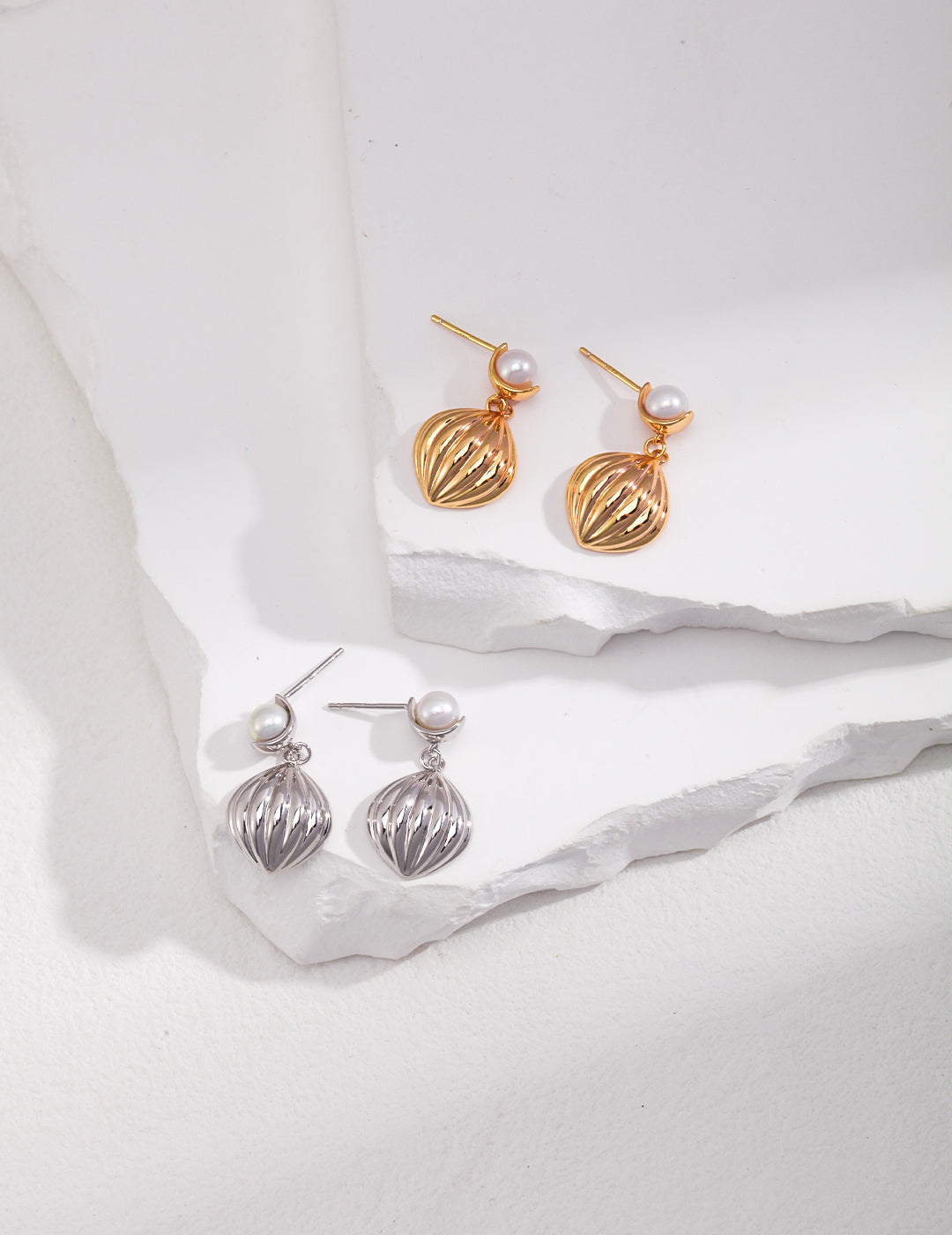 Shell textured earrings