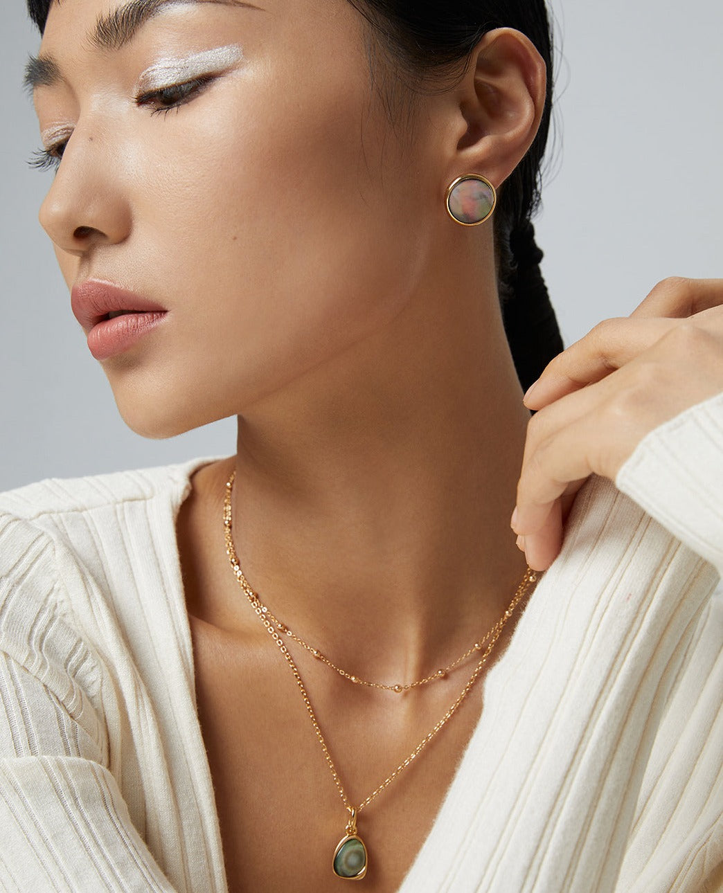 Minimalist charm necklace