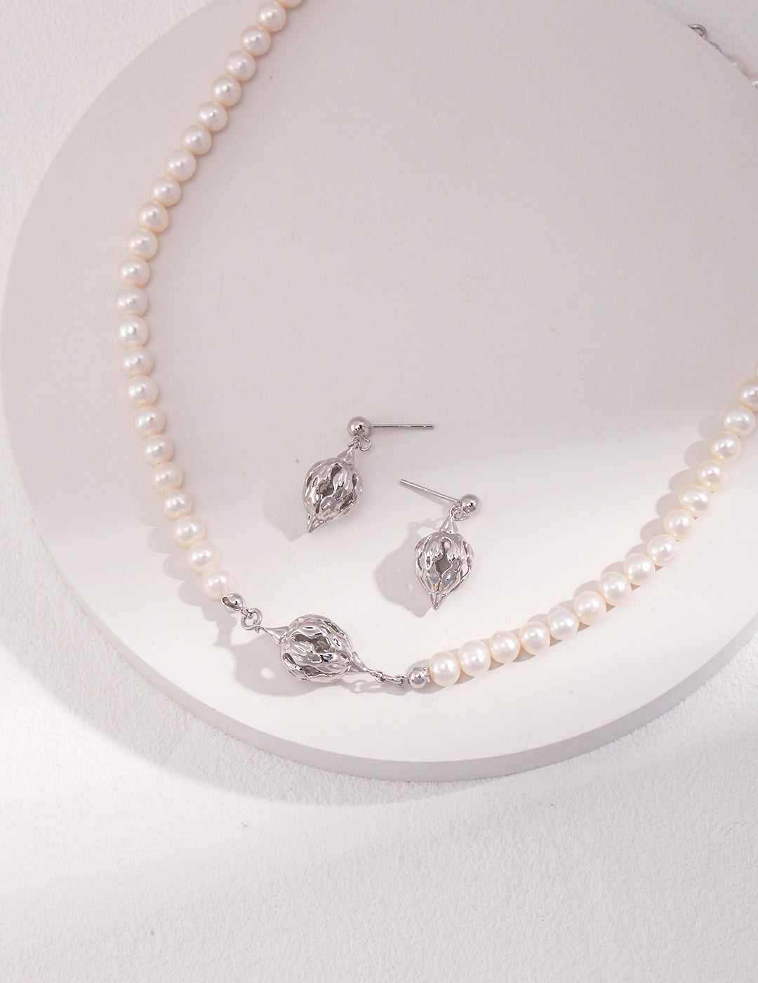 Three Dimensional Flower Bud Pendant with Pearl Strand Choker