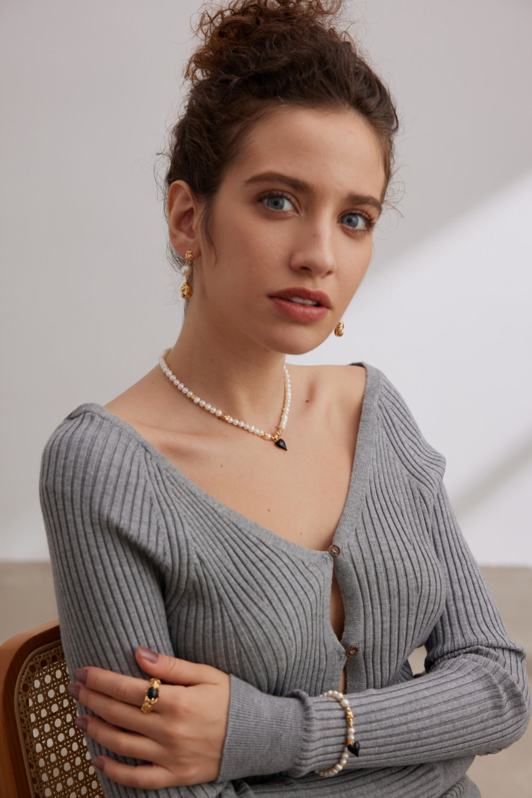 Black Glazed Heart Shaped Pendant with Pearl and Gold Beads Choker