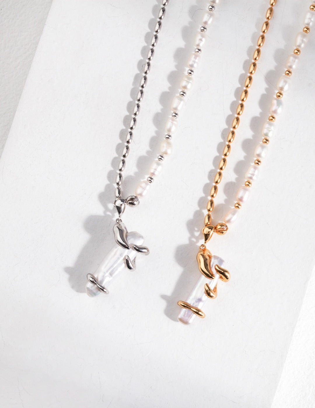 Constance Baroque Pearl Silver Necklace