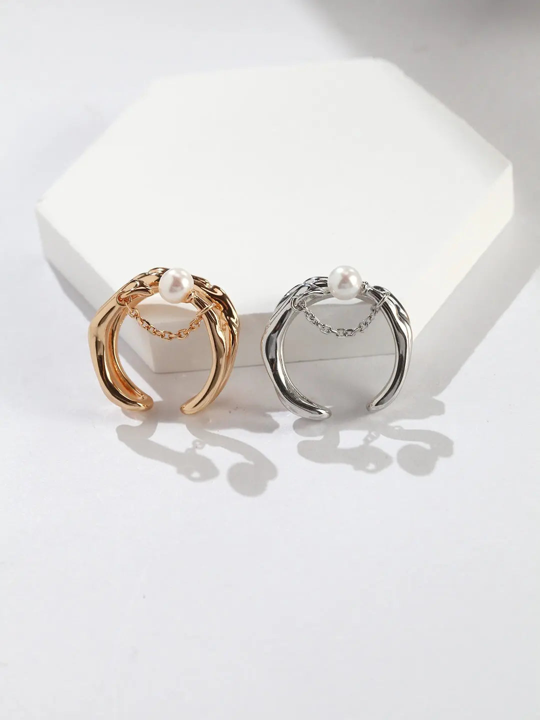 two freshwater pearl S925 ring in gold vermeil with freshwater pearl extension chain