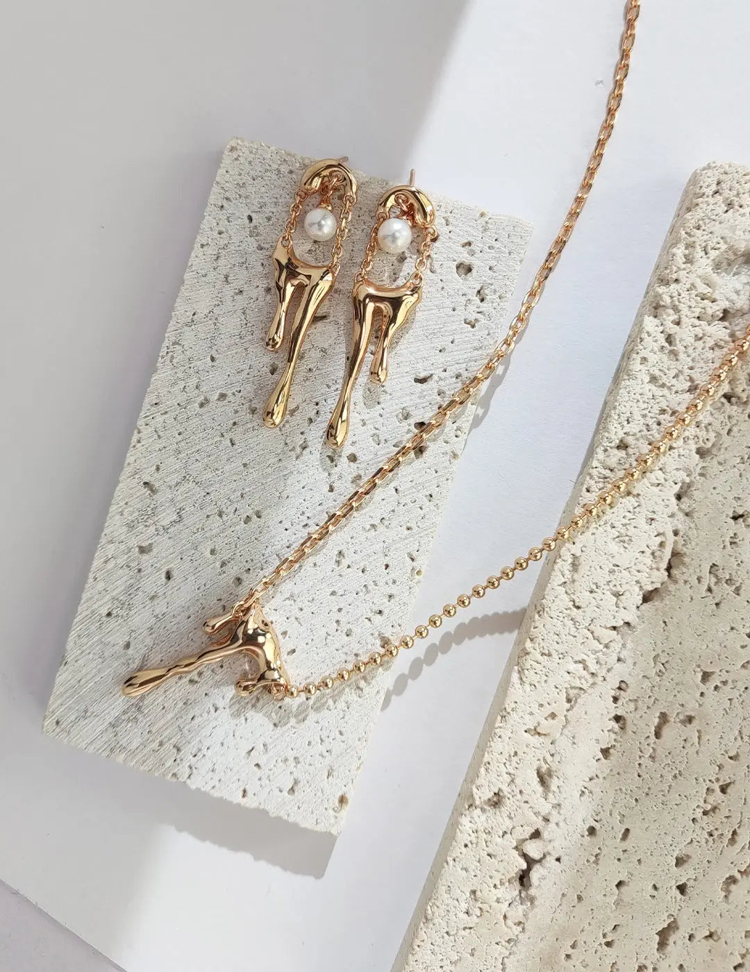 S925 silver coated 18k gold vermeil necklace with droplets pendant