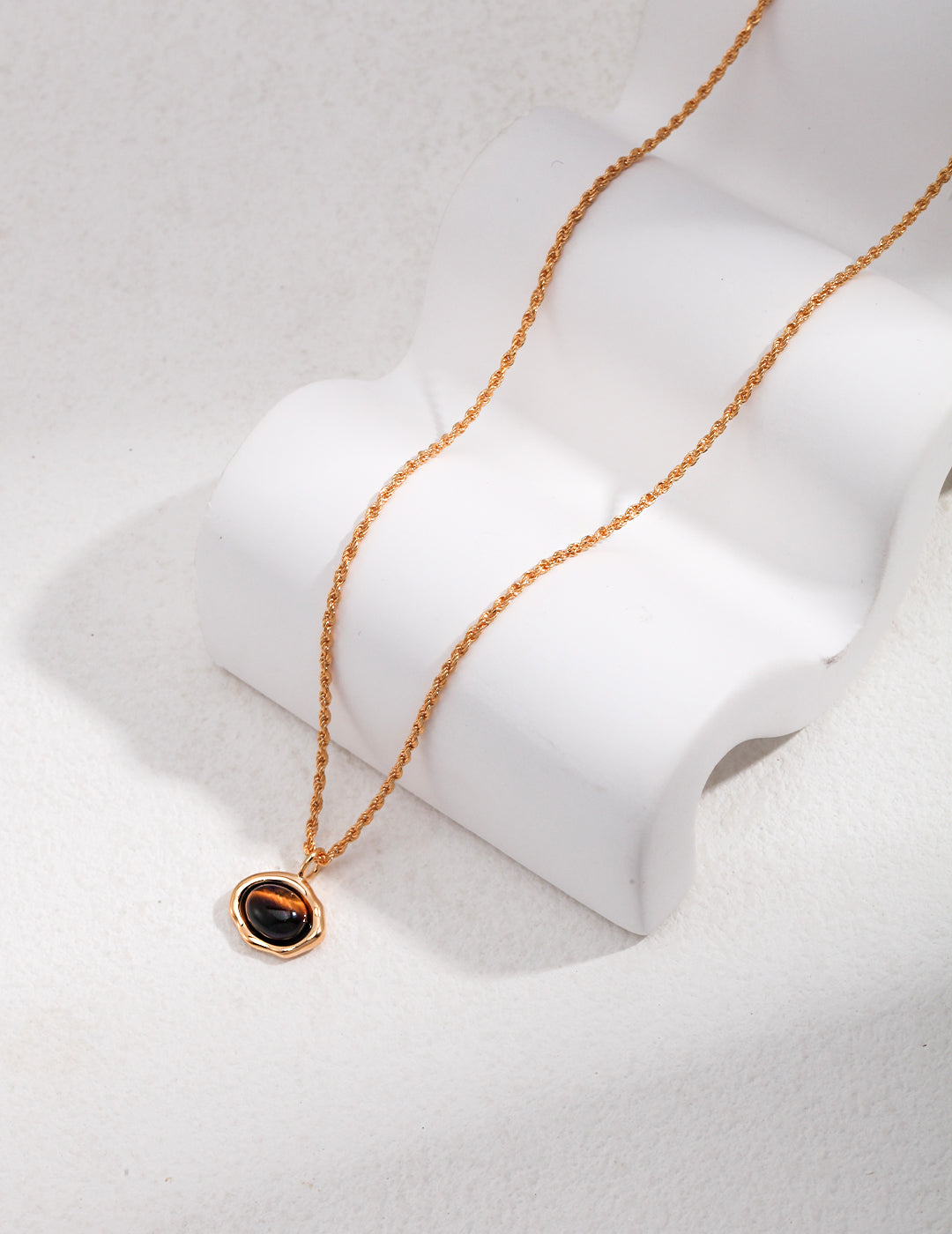 Tiger eye minimalist necklace