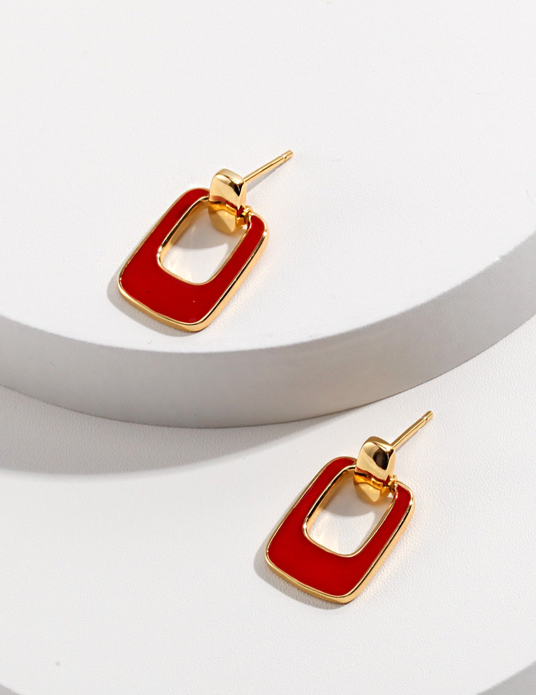 Retro Style Gold Earrings with Red Drop Glaze that looks stunning and elegant