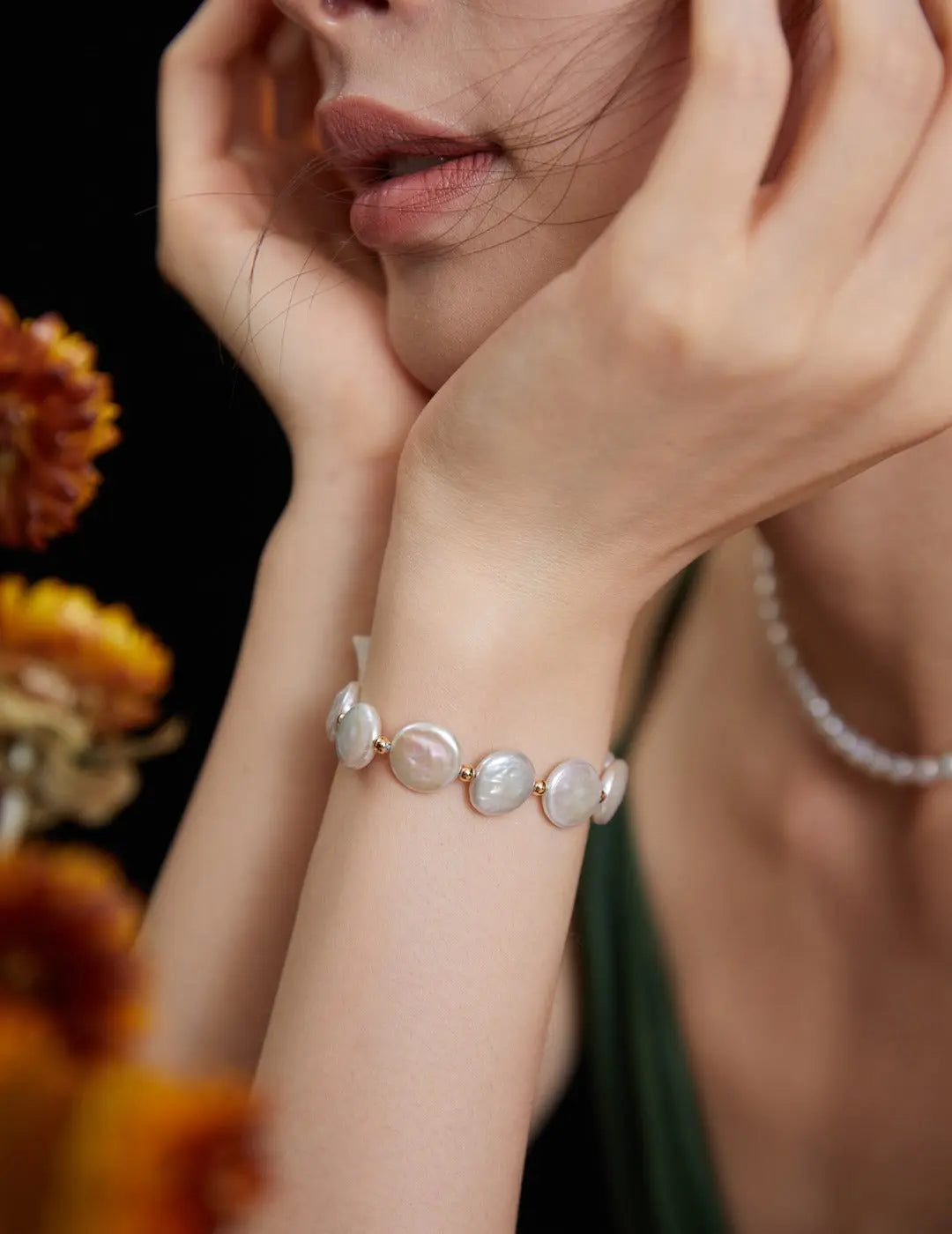 lady wearing baroque freshwater pearl bracelet with beads S925 silver coated 18k gold vermeil clasp