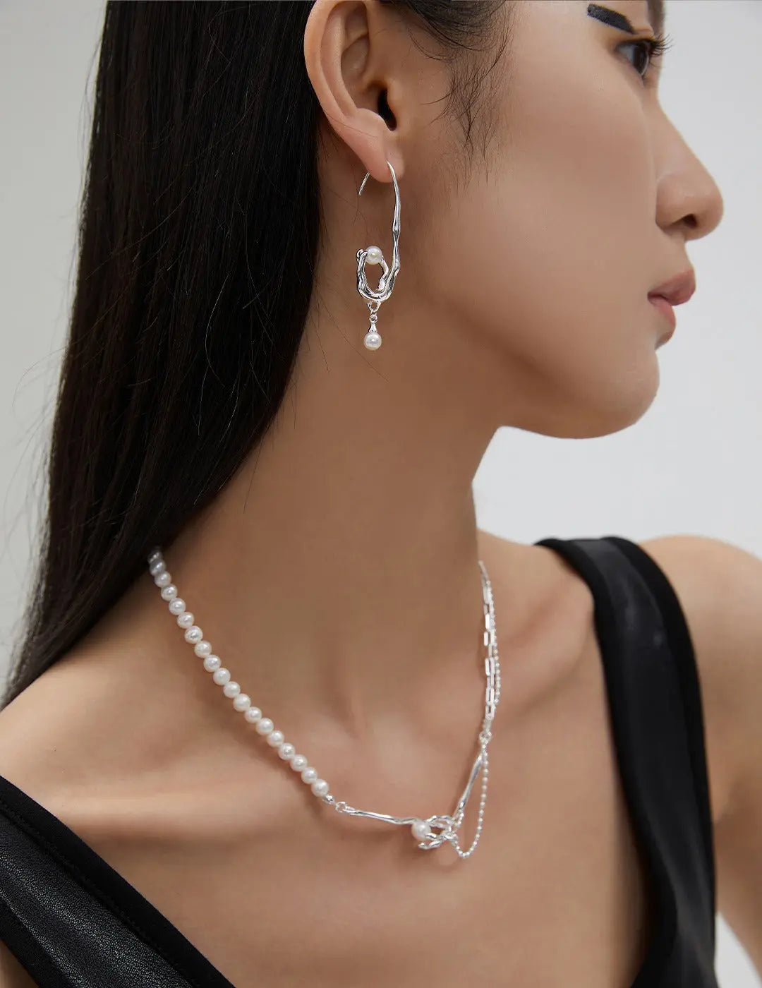 Oxidised Silver Pearl Dangle Earrings – GIVA Jewellery